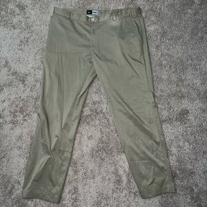 Men’s Nike golf pants